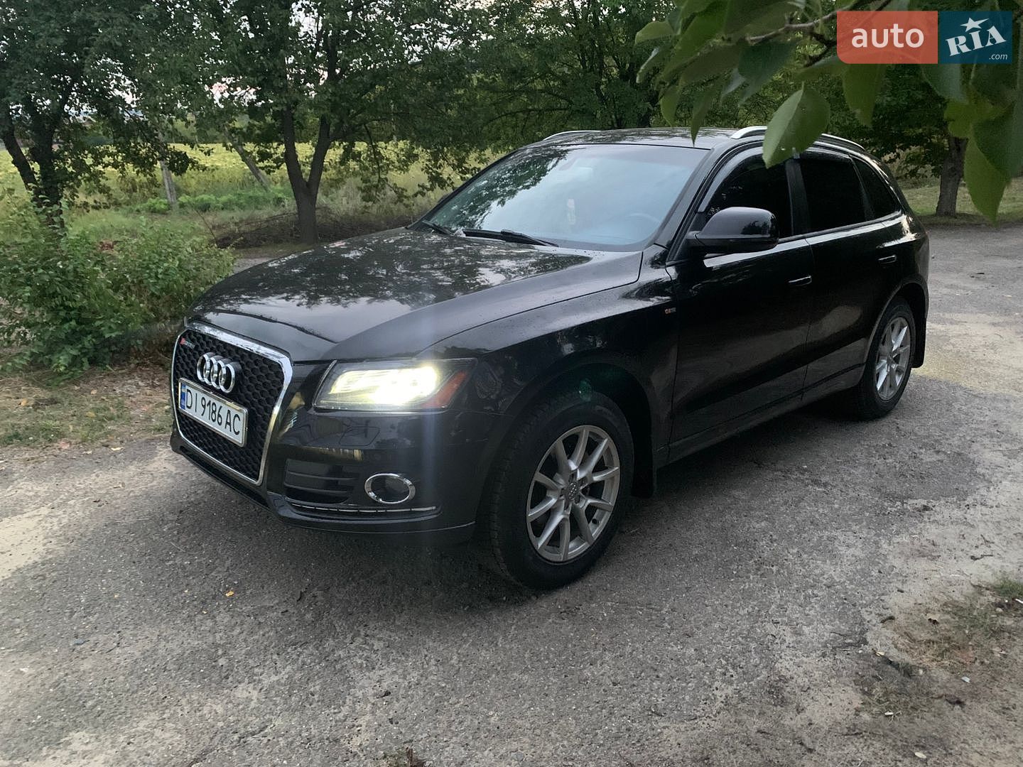 Audi Q5 2011 VIN WAUZZZ8R0BA091091 фото оголошення 4 з 32