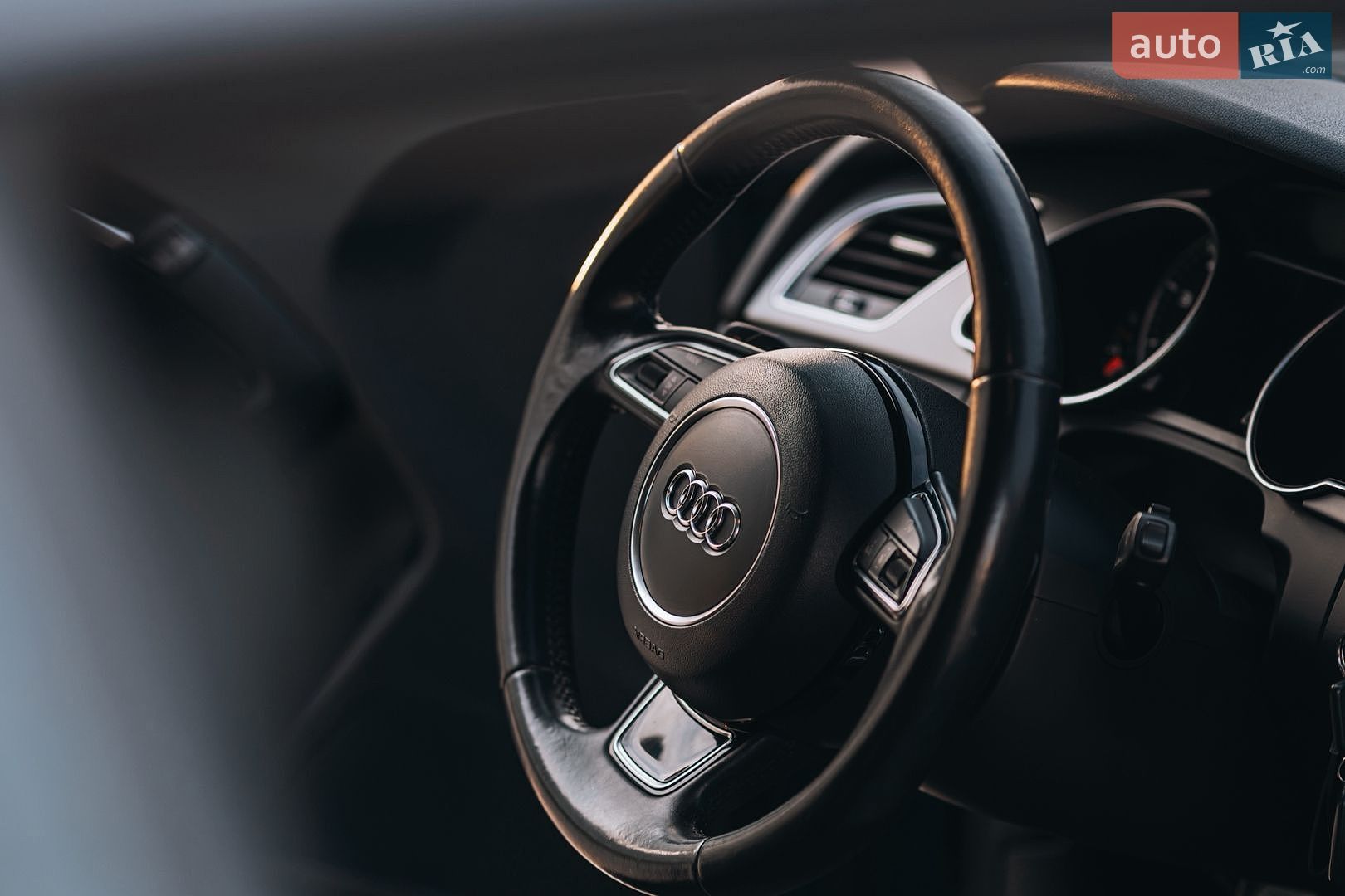 Audi A5 2011 VIN WAUZZZ8T9CA006844 фото оголошення 6 з 45