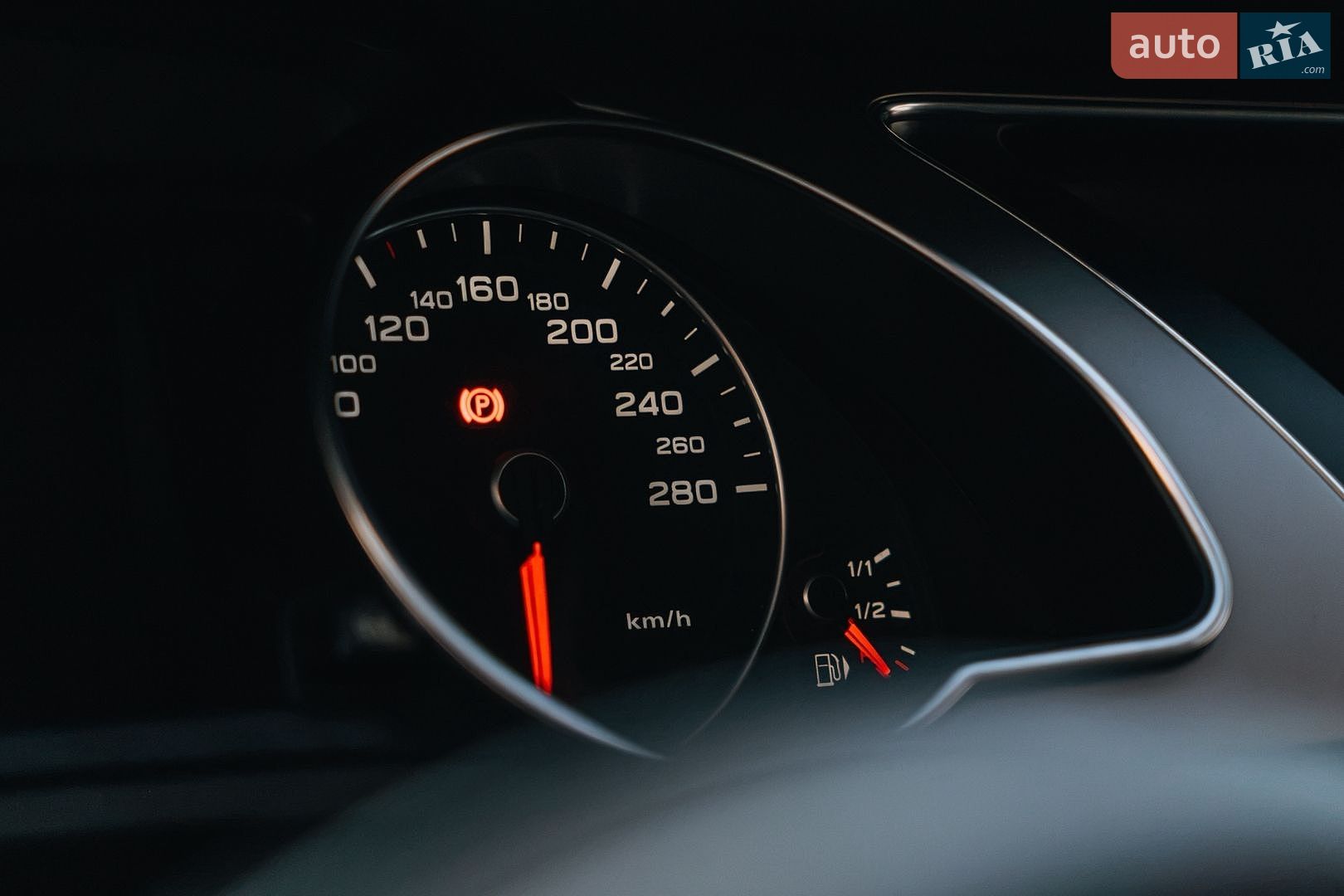 Audi A5 2011 VIN WAUZZZ8T9CA006844 фото оголошення 13 з 45