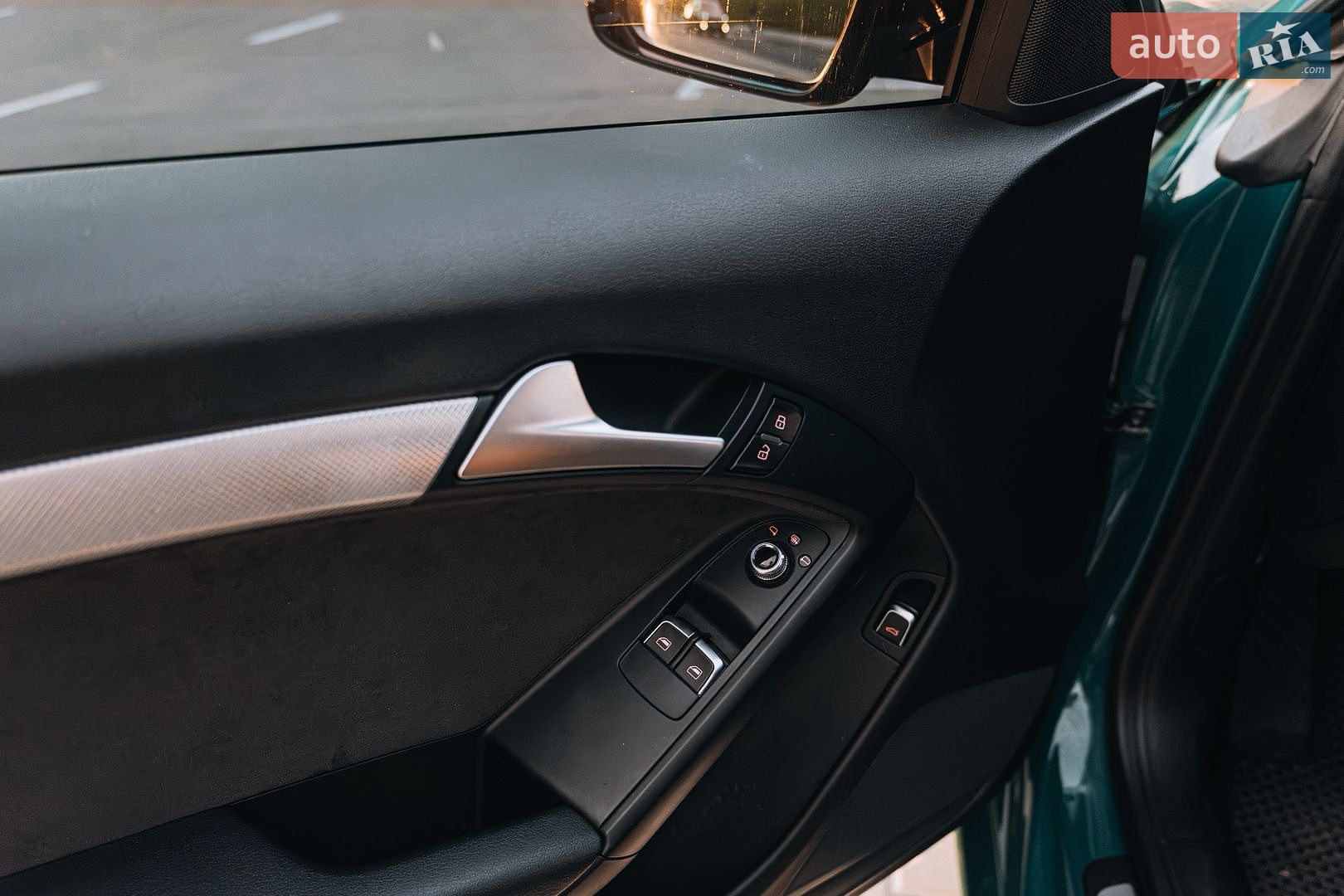 Audi A5 2011 VIN WAUZZZ8T9CA006844 фото оголошення 16 з 45