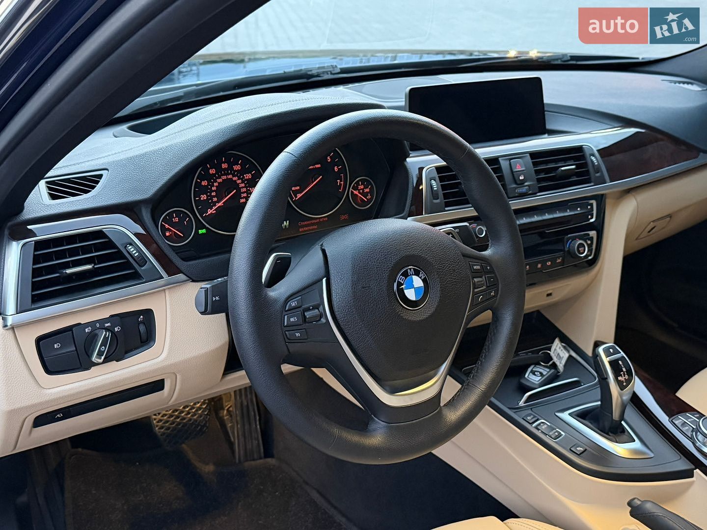 BMW 3 Series 2018 VIN WBA8D9C58JA607503 фото оголошення 18 з 23