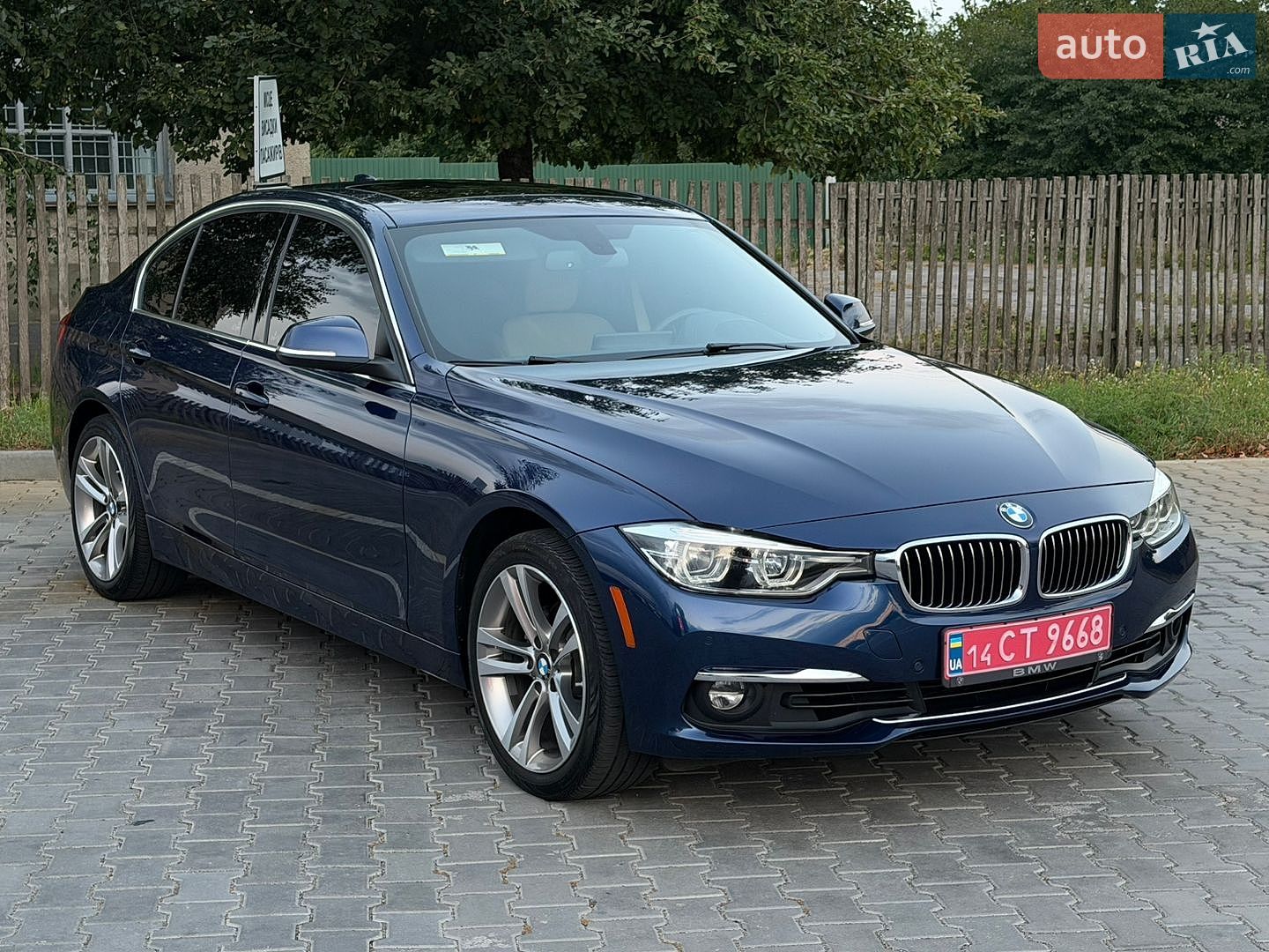BMW 3 Series 2018 VIN WBA8D9C58JA607503 фото оголошення 2 з 23