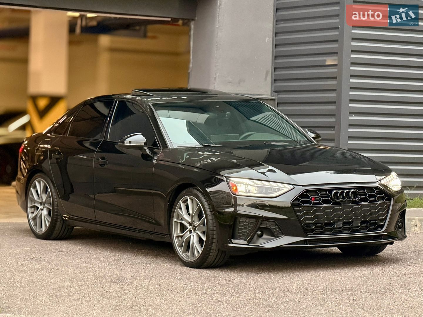 Audi S4 2022 VIN WAUC4AF45PA009778 фото оголошення 6 з 35
