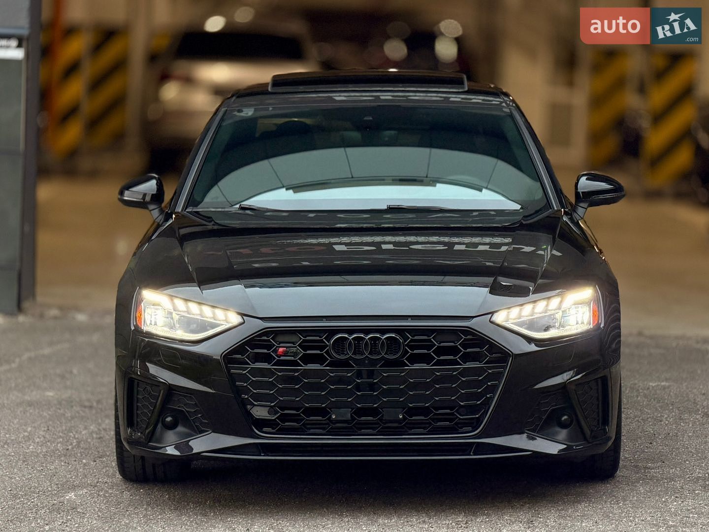 Audi S4 2022 VIN WAUC4AF45PA009778 фото оголошення 5 з 35