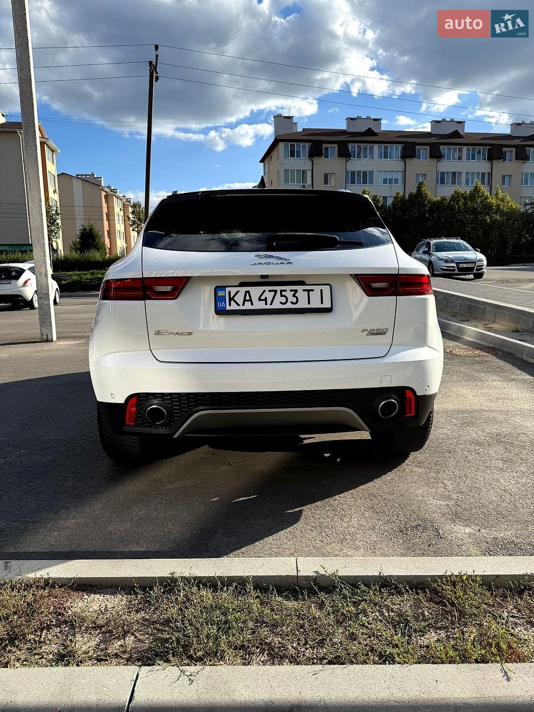 Jaguar E-Pace 2018 VIN SADFJ2FX9K1Z47465 фото оголошення 6 з 8