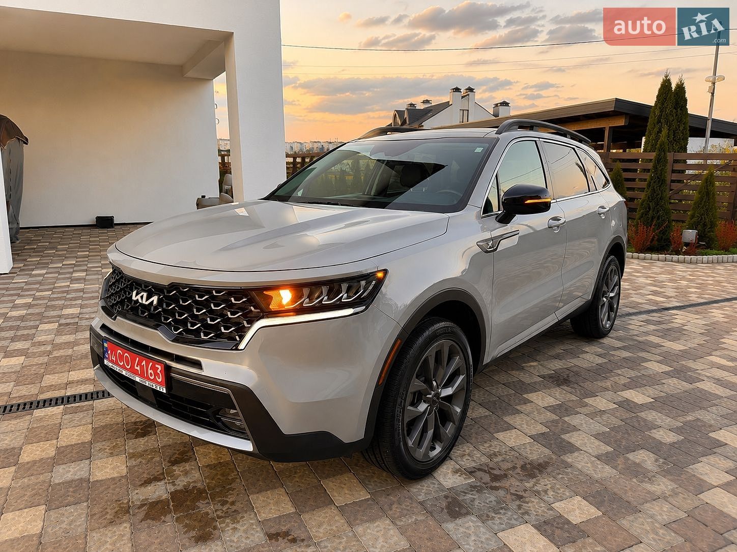 Kia Sorento 2021 VIN 5XYRHDLF3NG098711 фото оголошення 2 з 27