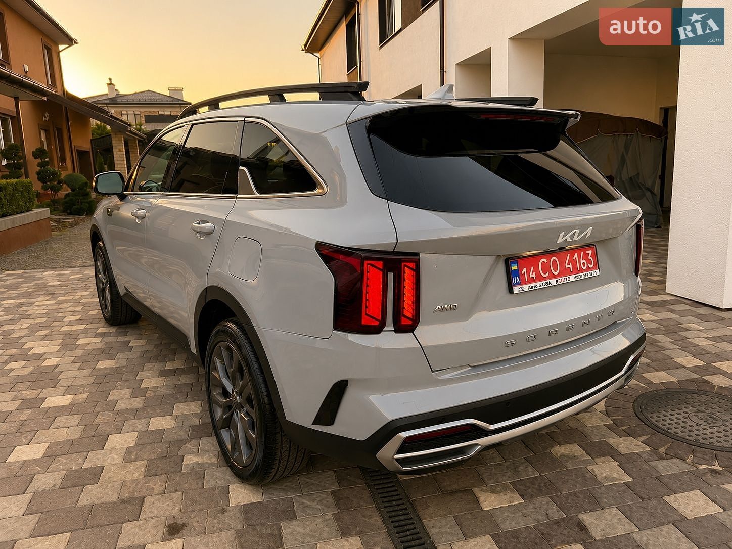 Kia Sorento 2021 VIN 5XYRHDLF3NG098711 фото оголошення 4 з 27