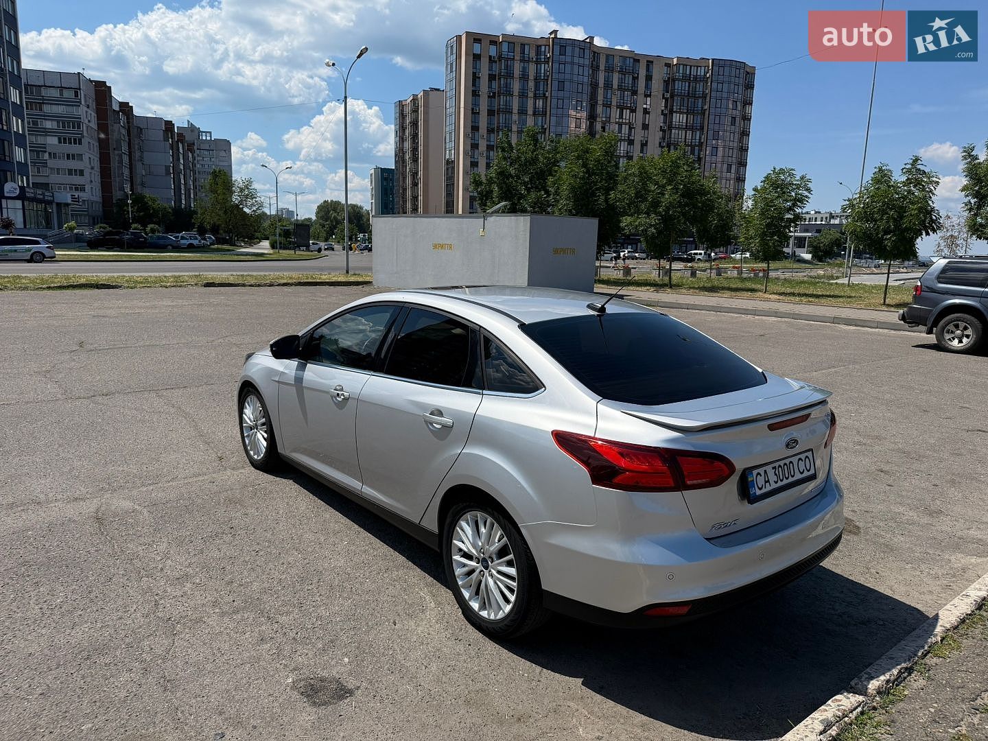 Ford Focus 2018 VIN 1FADP3J2XJL279655 фото оголошення 8 з 53