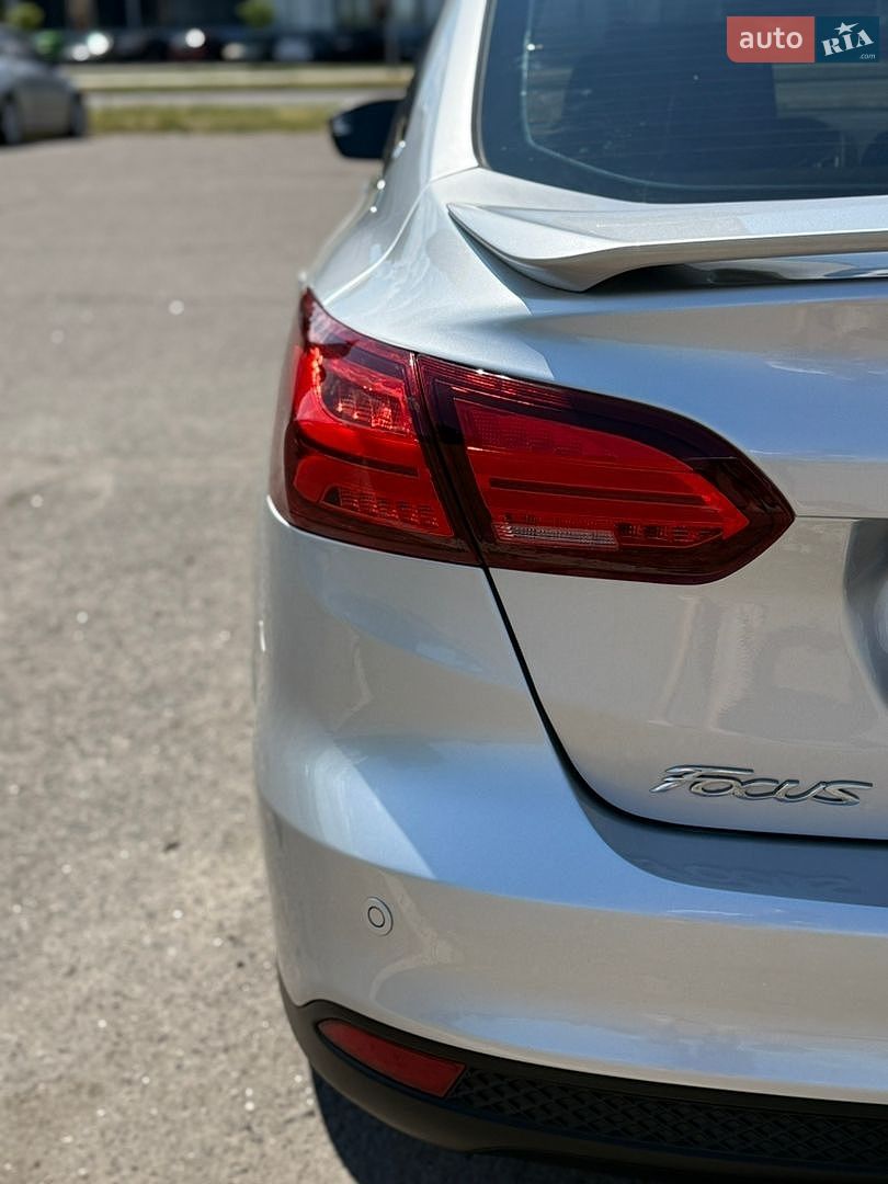 Ford Focus 2018 VIN 1FADP3J2XJL279655 фото оголошення 20 з 53