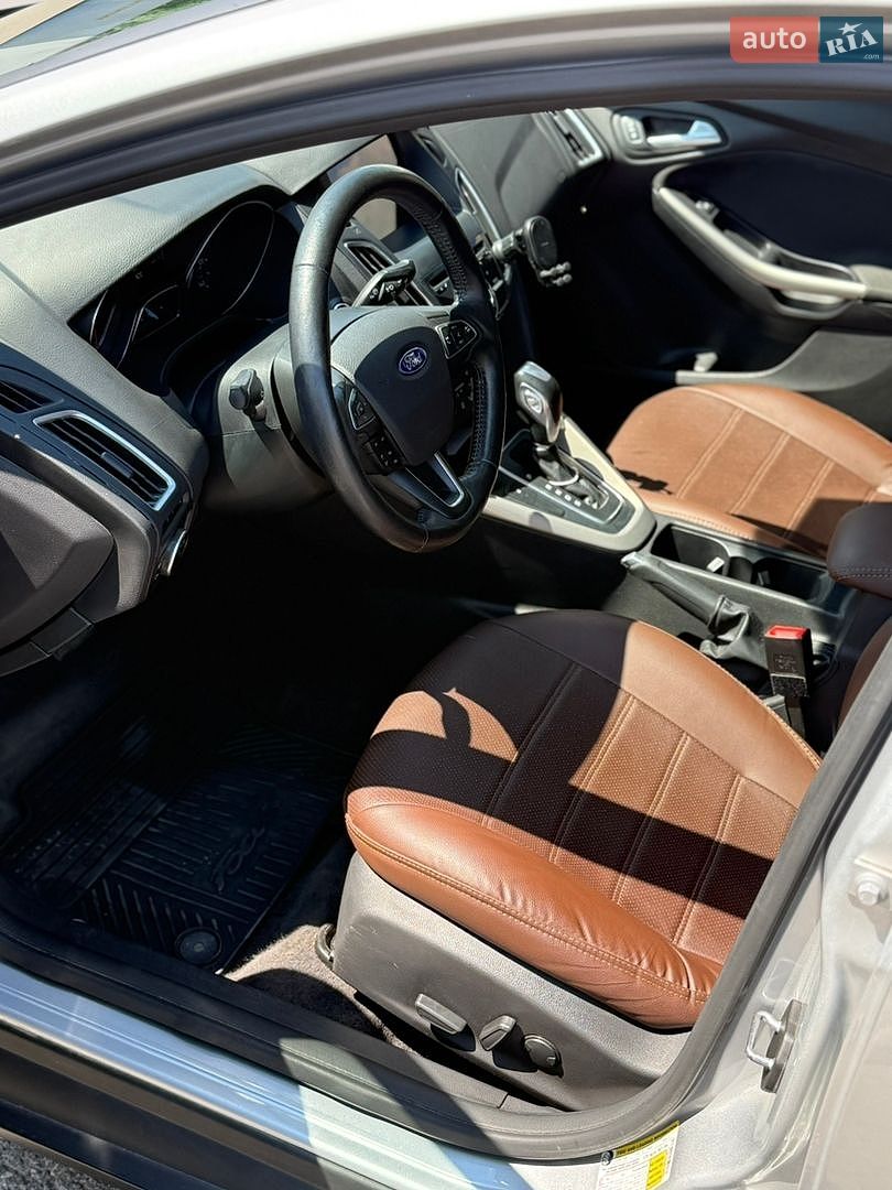 Ford Focus 2018 VIN 1FADP3J2XJL279655 фото оголошення 23 з 53