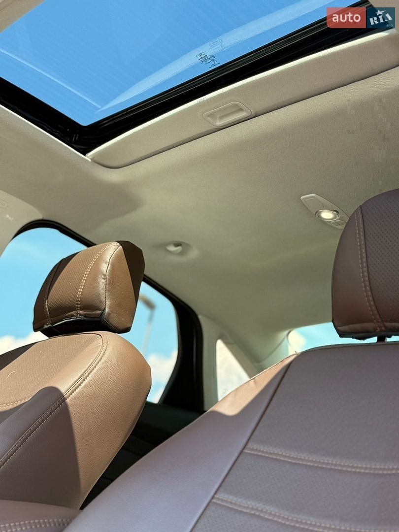 Ford Focus 2018 VIN 1FADP3J2XJL279655 фото оголошення 30 з 53