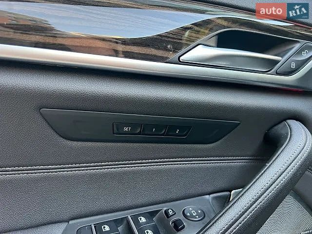 BMW 5 Series 2020 VIN WBA13BJ01MWX02463 фото оголошення 4 з 24