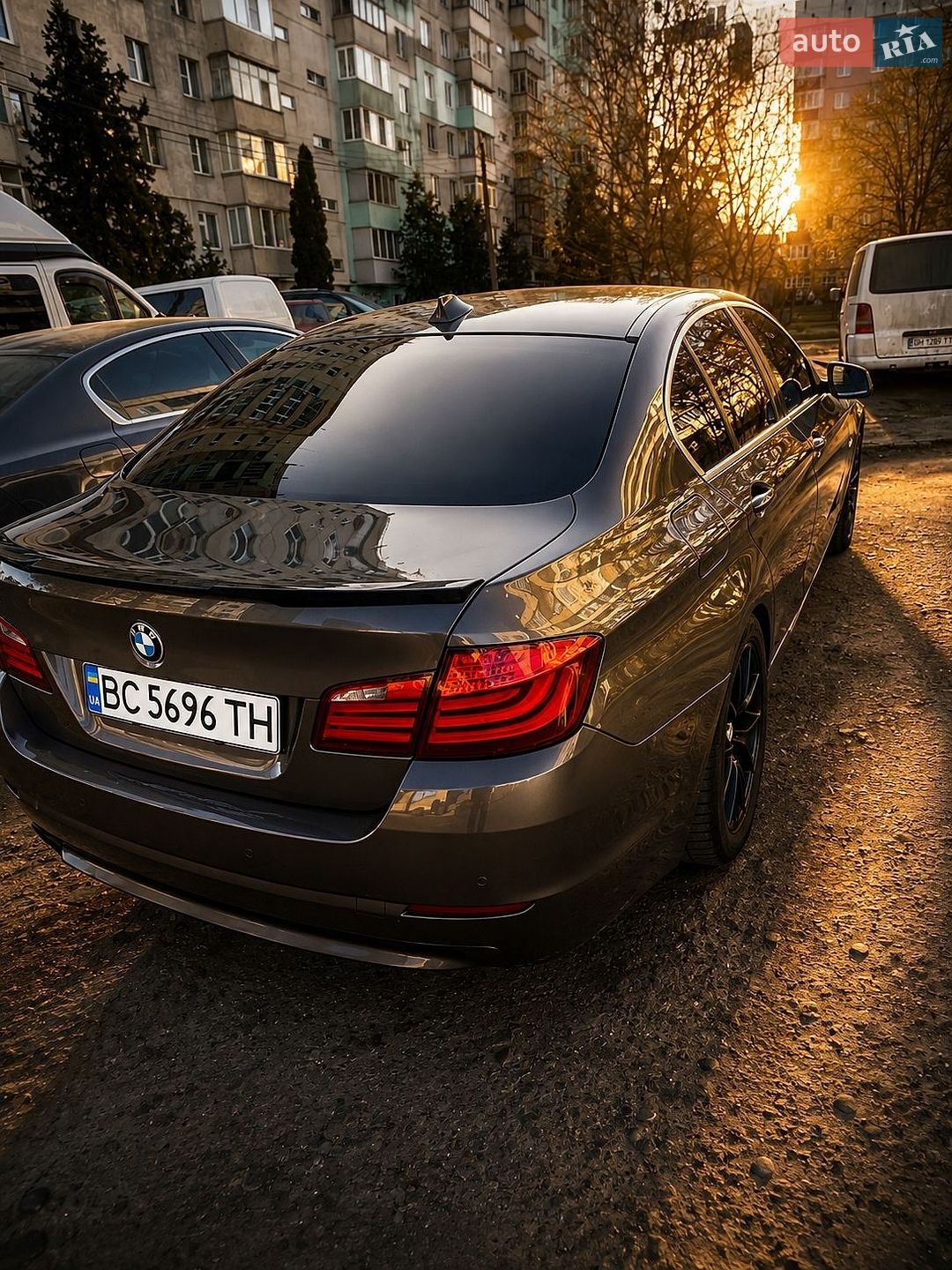 BMW 5 Series 2011 VIN WBAXG11030DW29403 фото оголошення 3 з 32
