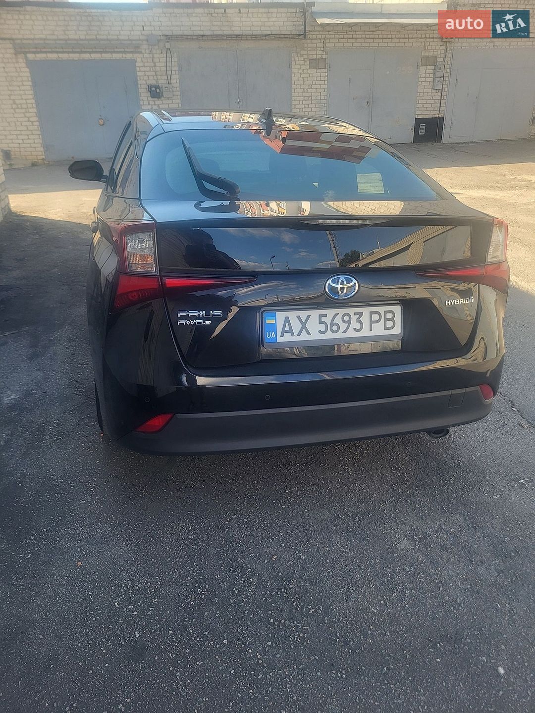 Toyota Prius 2022 VIN JTDL9MFU9N3035565 фото оголошення 3 з 23