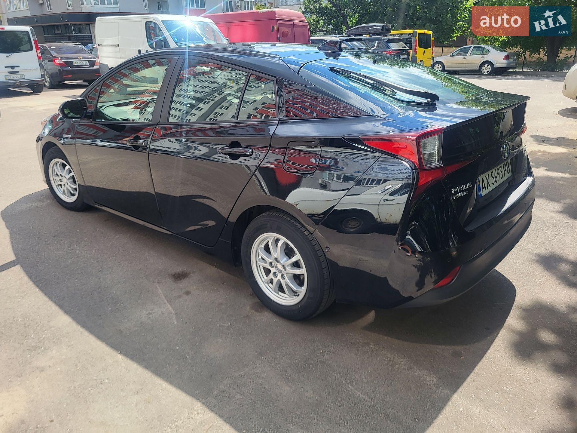 Toyota Prius 2022 VIN JTDL9MFU9N3035565 фото оголошення 8 з 23