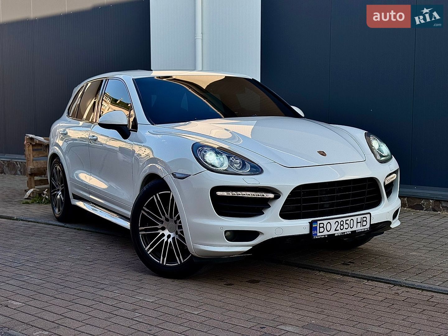 Porsche Cayenne 2010 VIN WP1ZZZ92ZBLA47245 фото оголошення 3 з 33