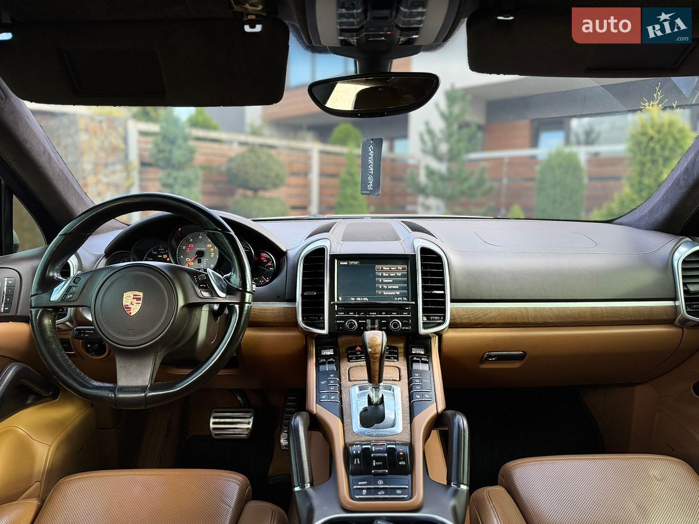 Porsche Cayenne 2010 VIN WP1ZZZ92ZBLA47245 фото оголошення 18 з 33
