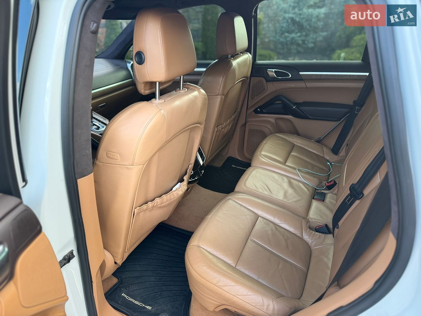 Porsche Cayenne 2010 VIN WP1ZZZ92ZBLA47245 фото оголошення 30 з 33