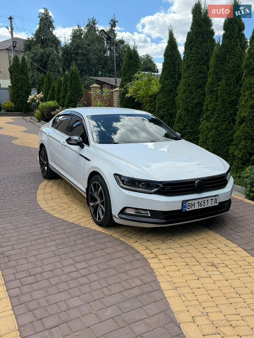 Volkswagen Passat 2015 VIN WVWZZZ3CZFE488186 фото оголошення 2 з 33