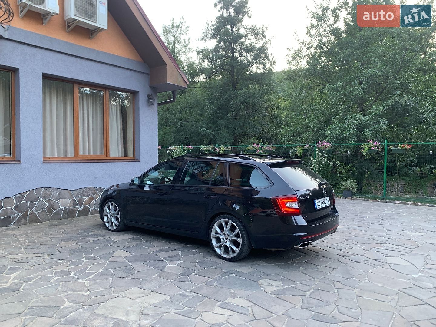 Skoda Octavia 2017 VIN TMBLK7NE8J0241357 фото оголошення 6 з 73