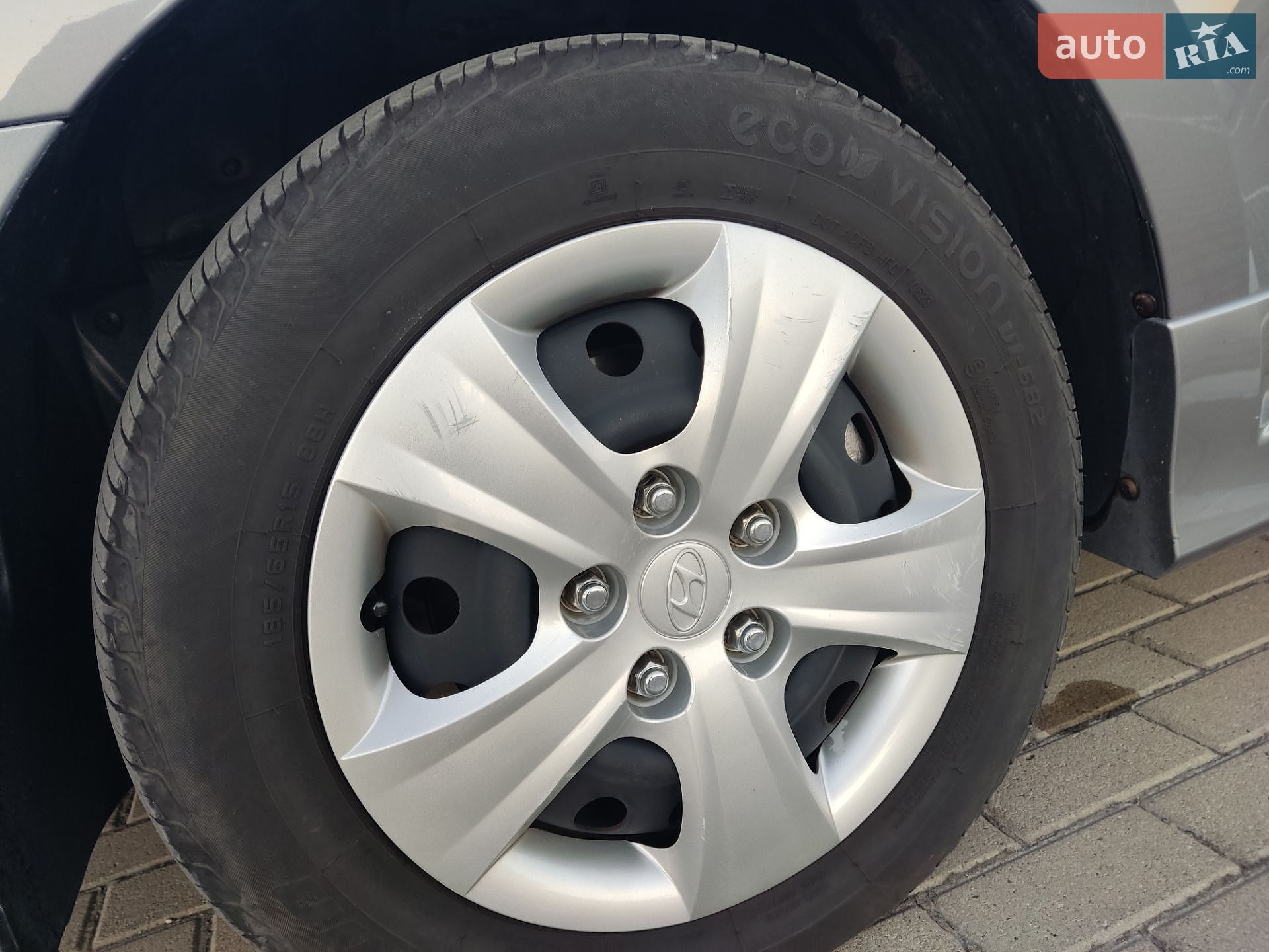 Hyundai i30 2011 VIN TMADC81DBCJ080955 фото оголошення 4 з 23