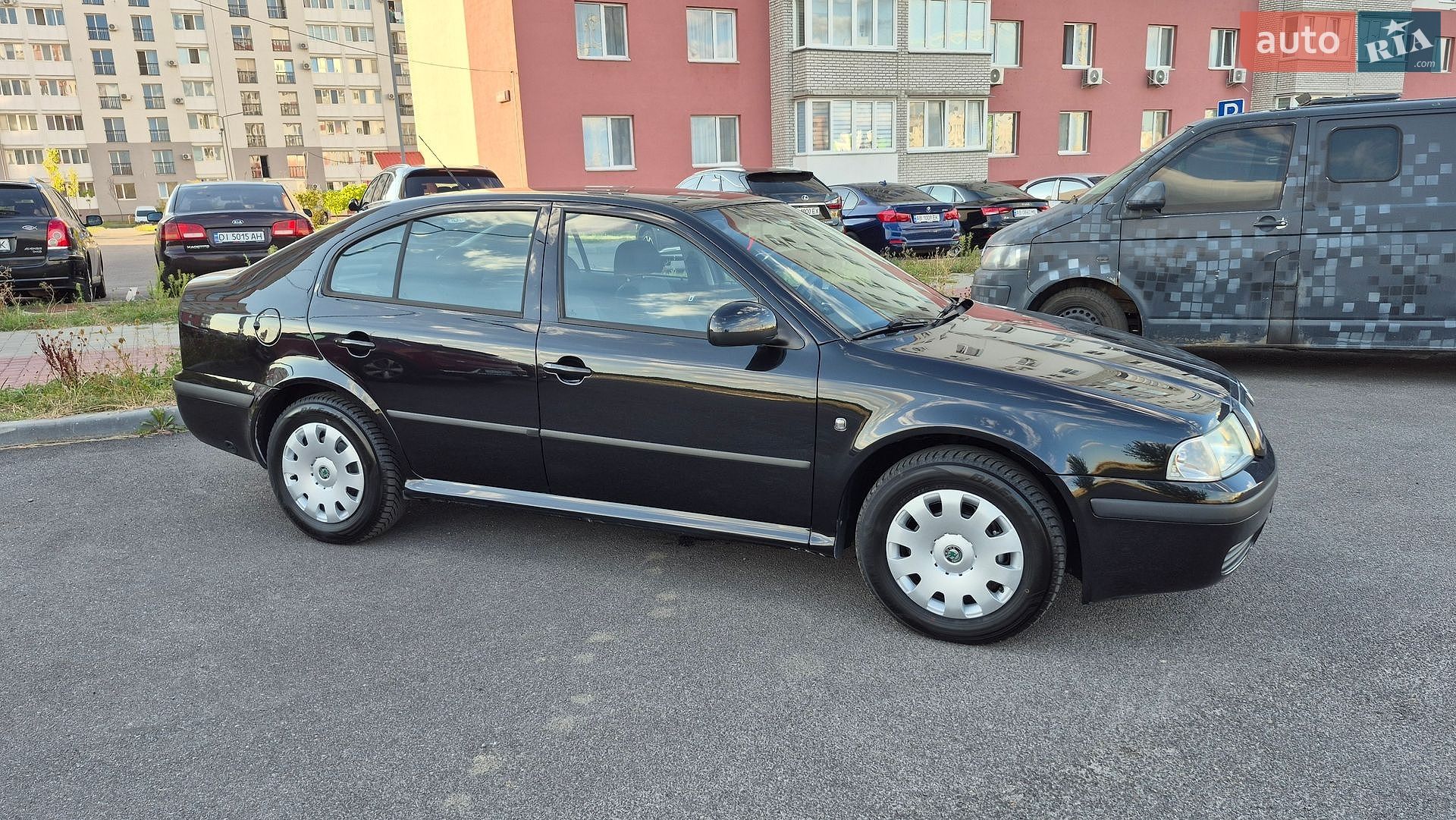 Skoda Octavia 2010 VIN TMBDX41U1A8864550 фото оголошення 3 з 33