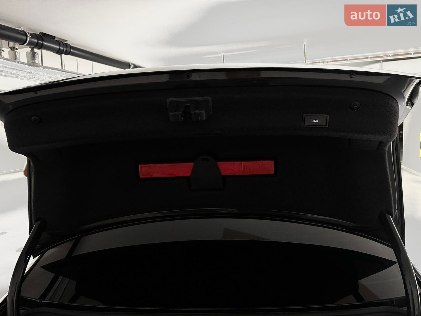 Volkswagen Passat 2018 VIN WVWZZZ3CZKE054352 фото оголошення 12 з 12