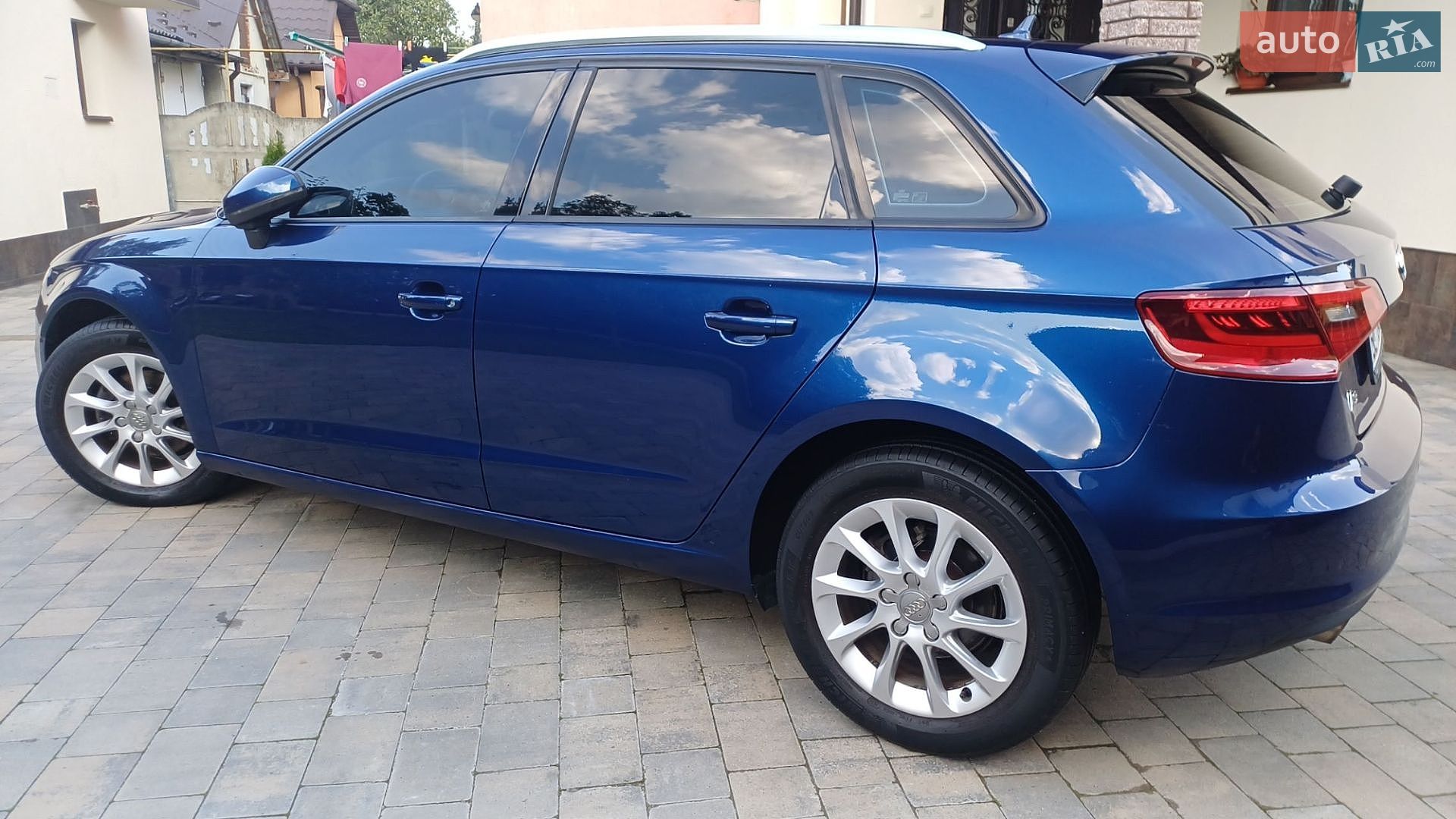 Audi A3 2014 VIN WAUZZZ8V7EA153541 фото оголошення 11 з 106