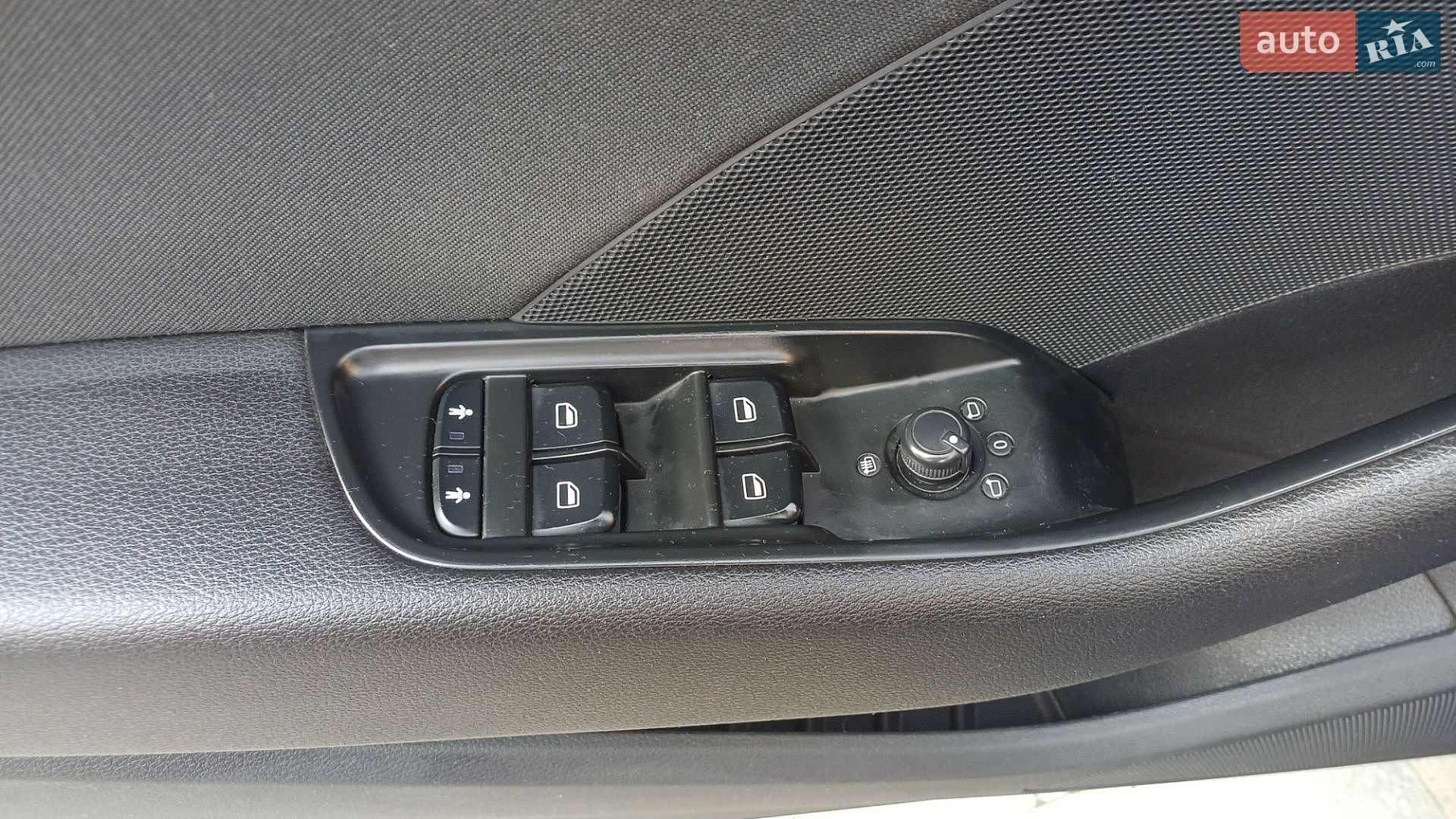 Audi A3 2014 VIN WAUZZZ8V7EA153541 фото оголошення 40 з 106