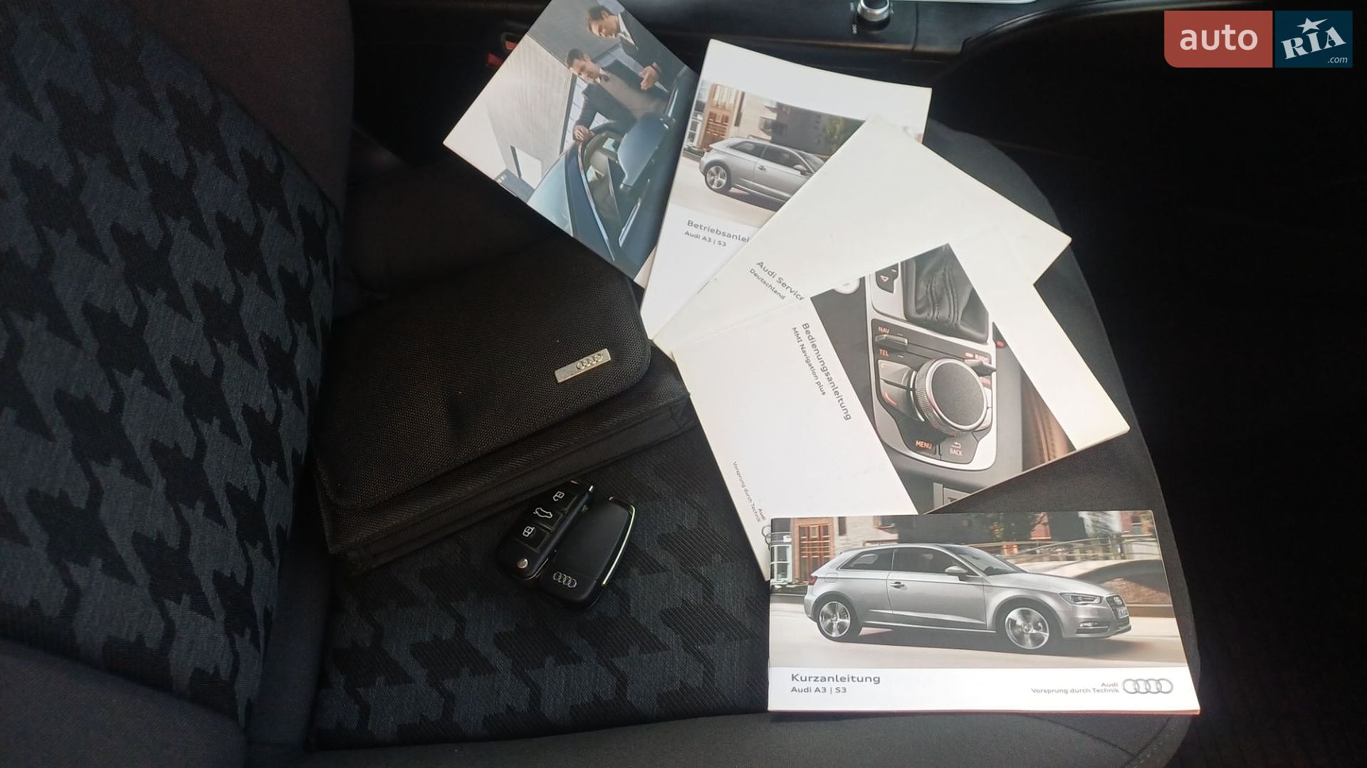 Audi A3 2014 VIN WAUZZZ8V7EA153541 фото оголошення 102 з 106