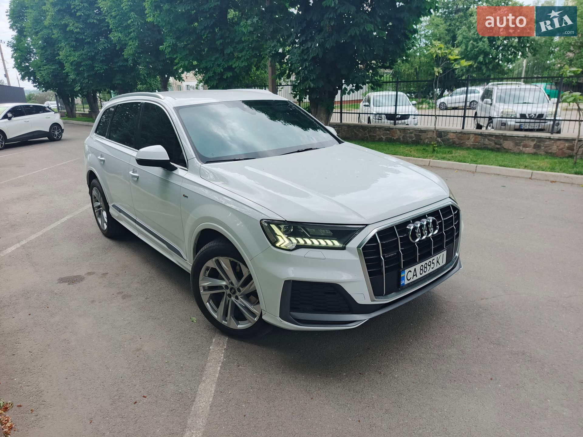 Audi Q7 2021 VIN WAUZZZ4M4ND001955 фото оголошення 22 з 24