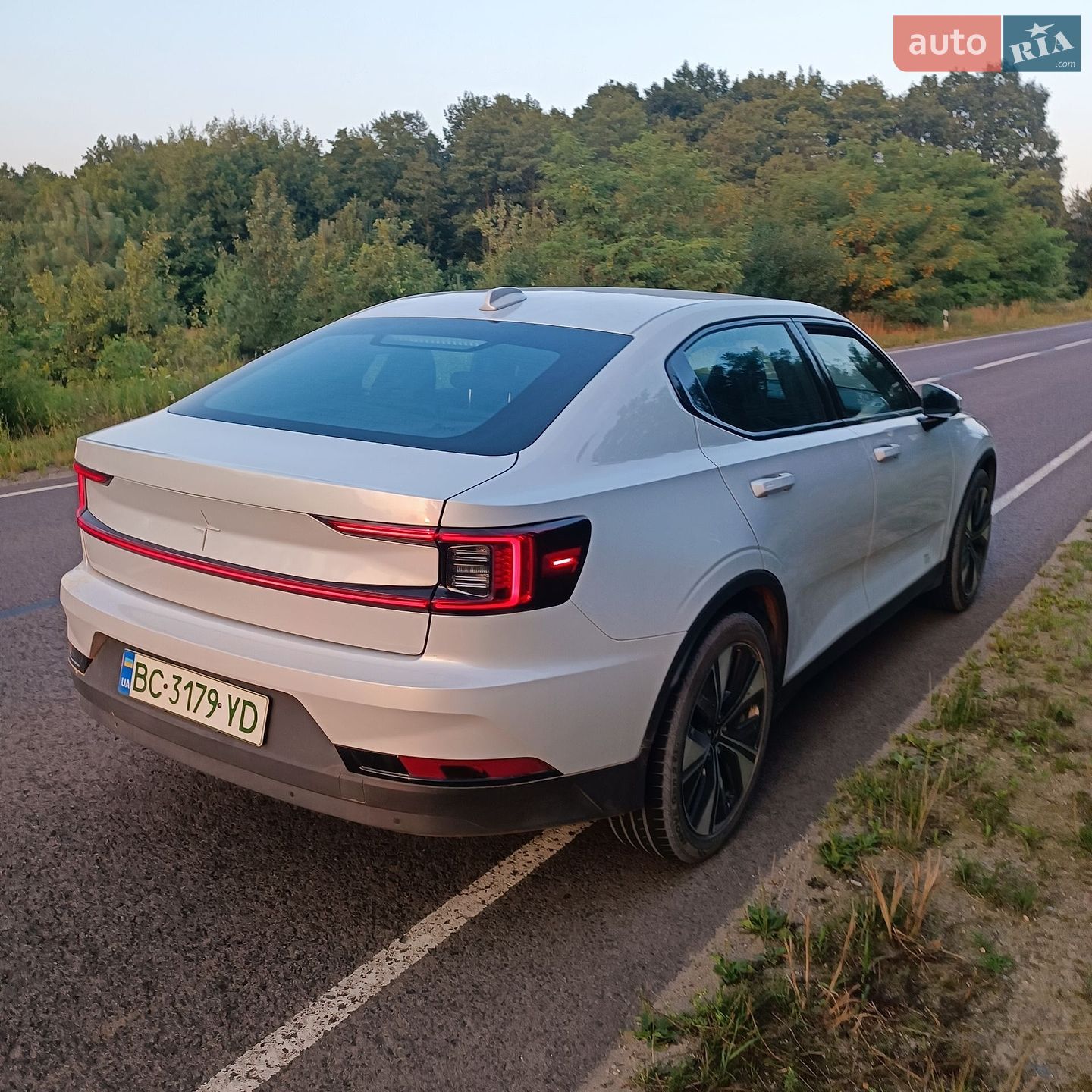 Polestar 2 2022 VIN YSMEG3KAXPL142975 фото оголошення 2 з 18