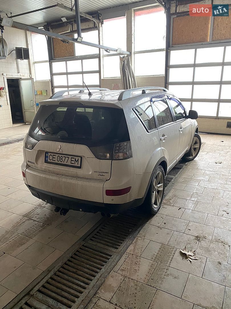 Mitsubishi Outlander XL 2008 VIN JMBXLCW6W8Z000810 фото оголошення 3 з 10