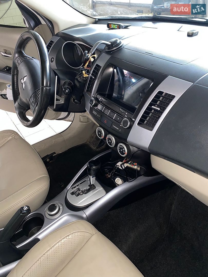 Mitsubishi Outlander XL 2008 VIN JMBXLCW6W8Z000810 фото оголошення 4 з 4
