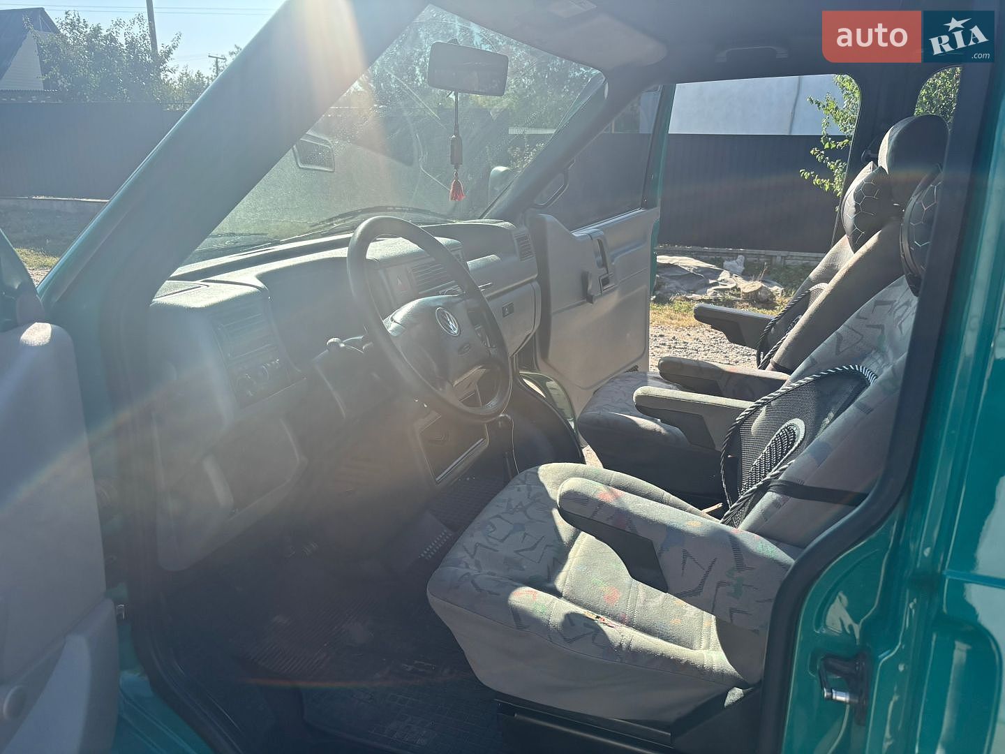 Volkswagen Transporter 1999 VIN WV1ZZZ70ZYH004723 фото оголошення 10 з 32