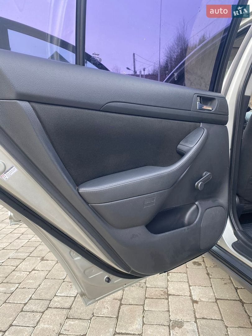 Toyota Avensis 2003 VIN SB1BZ56L10E005177 фото оголошення 15 з 27