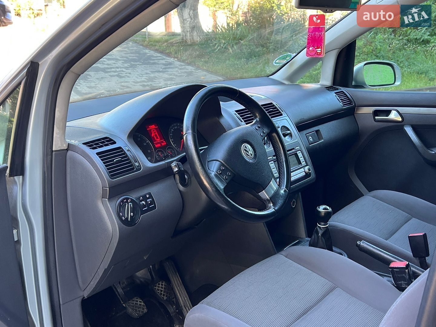 Volkswagen Touran 2007 VIN WVGZZZ1TZ7W086519 фото оголошення 13 з 26