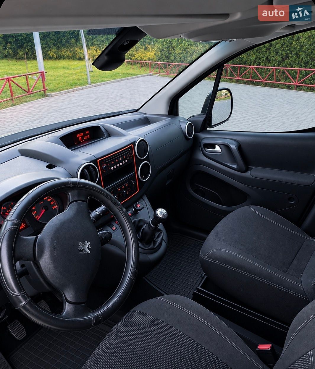 Peugeot Partner 2011 VIN VF37J9HP0BJ591233 фото оголошення 9 з 17