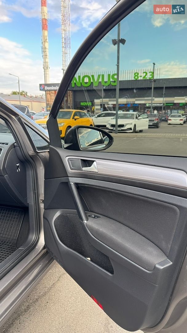 Volkswagen e-Golf 2014 VIN WVWZZZAUZFW903868 фото оголошення 3 з 12