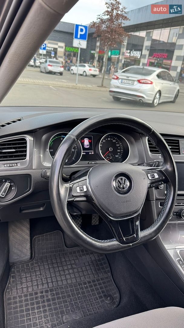 Volkswagen e-Golf 2014 VIN WVWZZZAUZFW903868 фото оголошення 5 з 12