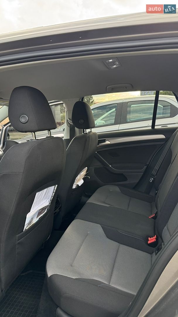 Volkswagen e-Golf 2014 VIN WVWZZZAUZFW903868 фото оголошення 9 з 12
