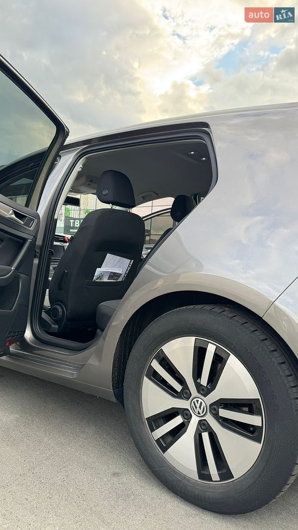 Volkswagen e-Golf 2014 VIN WVWZZZAUZFW903868 фото оголошення 10 з 12