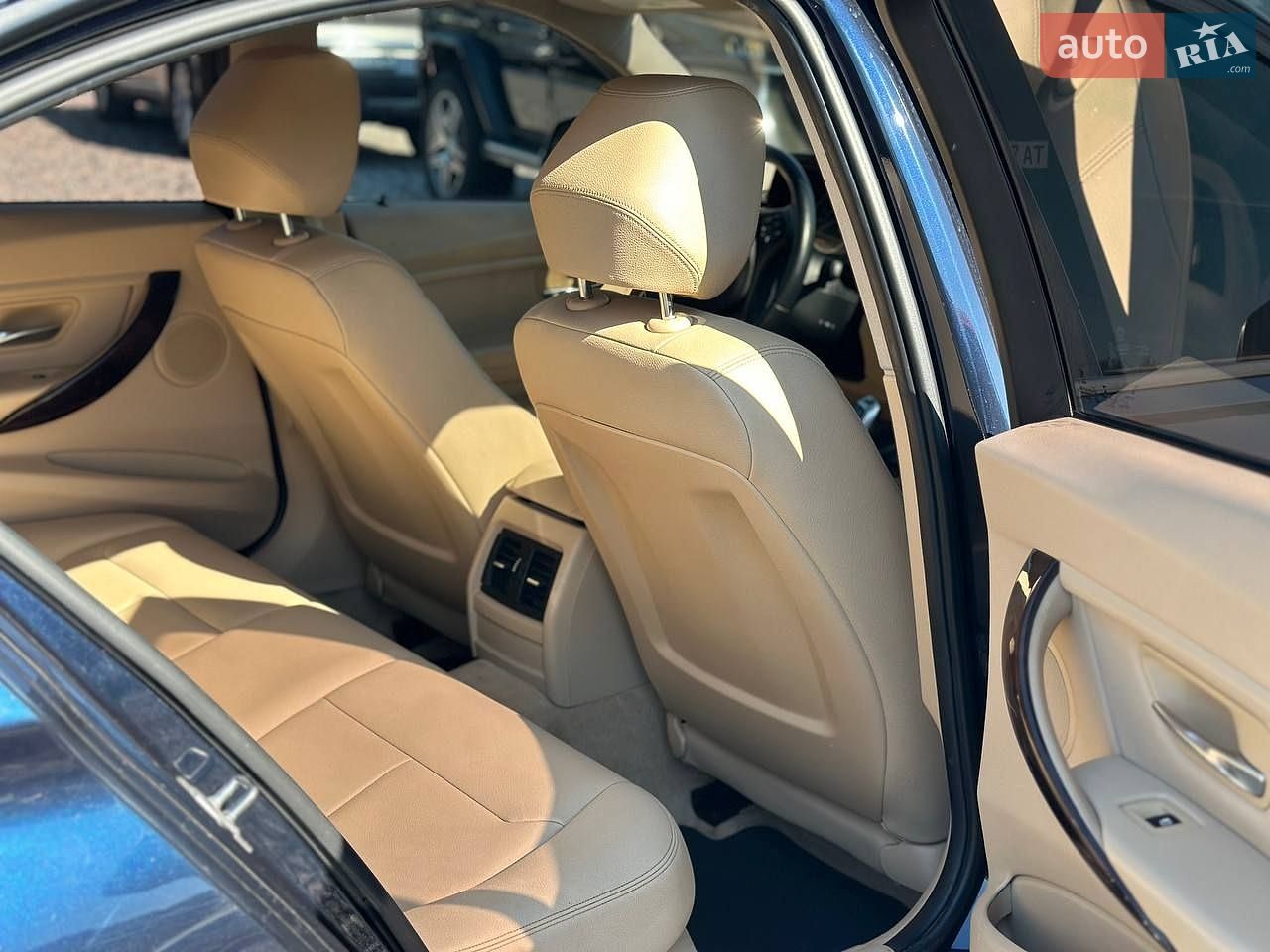 BMW 3 Series 2015 VIN WBA3C3C54FK202508 фото оголошення 5 з 10