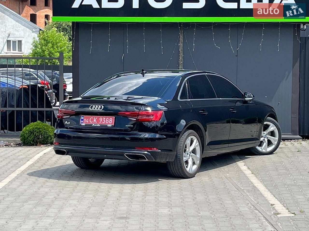 Audi A4 2019 VIN WAUBNAF46KN011517 фото оголошення 2 з 23