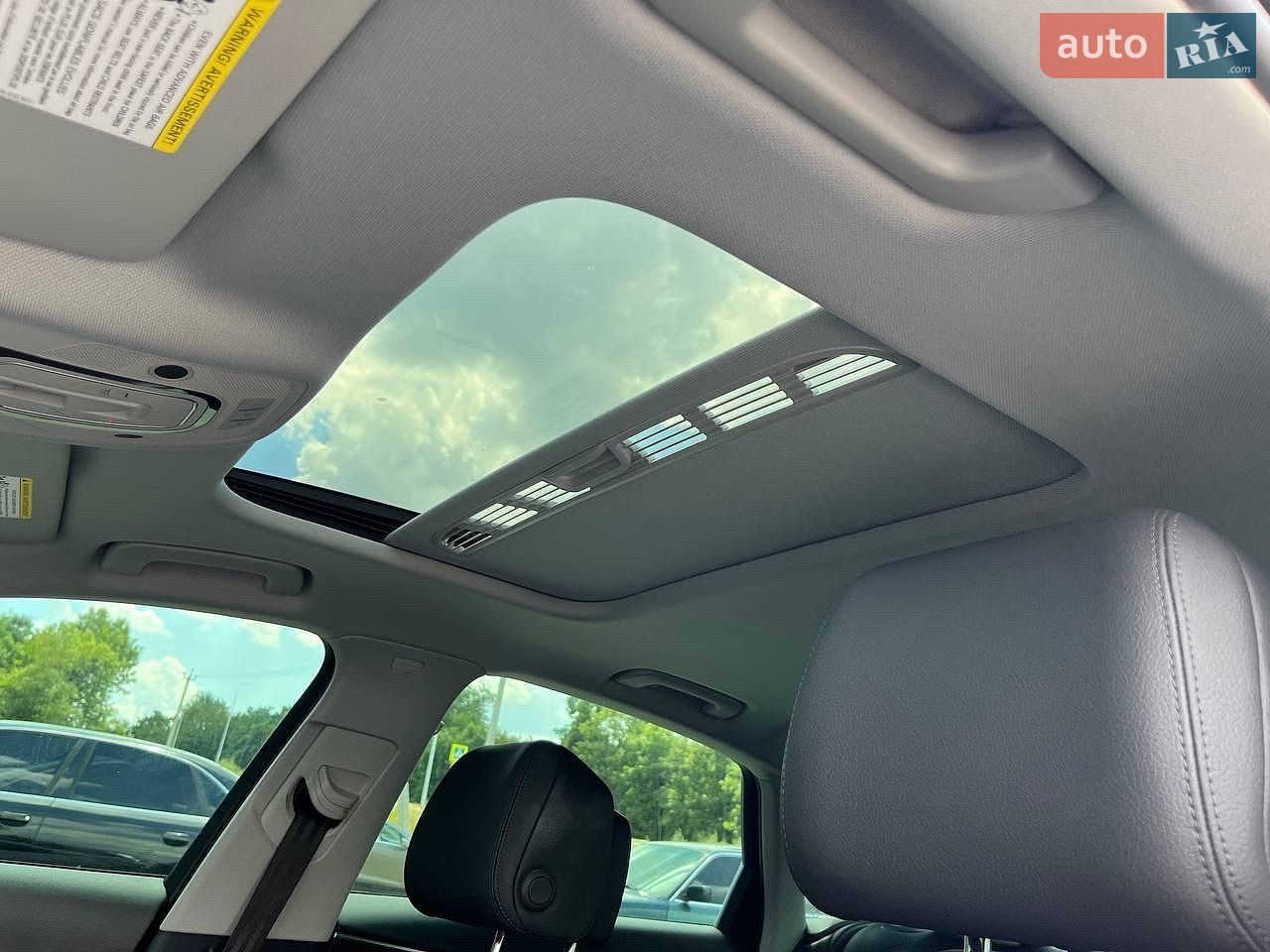 Audi A4 2019 VIN WAUBNAF46KN011517 фото оголошення 20 з 23