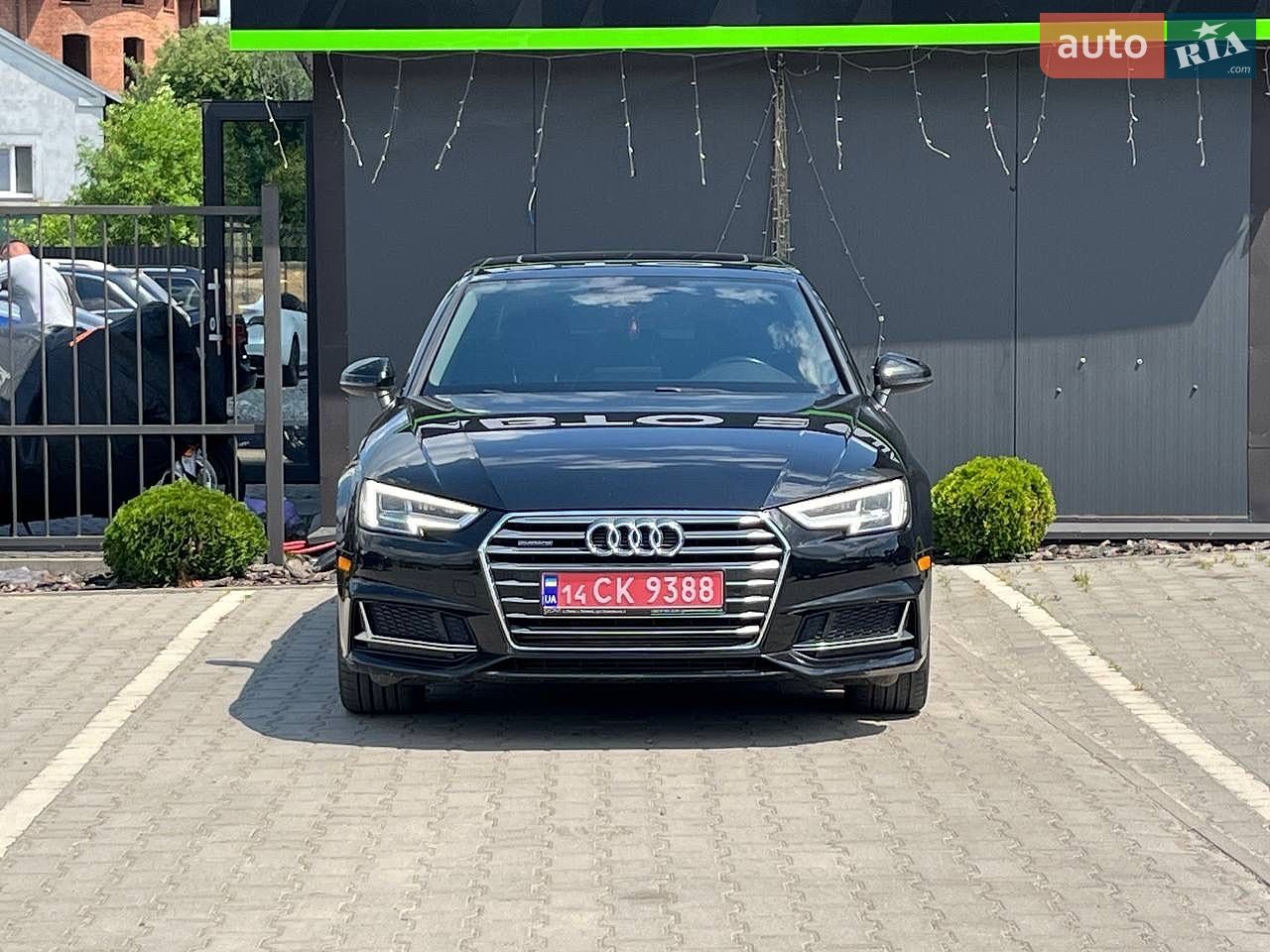Audi A4 2019 VIN WAUBNAF46KN011517 фото оголошення 3 з 23
