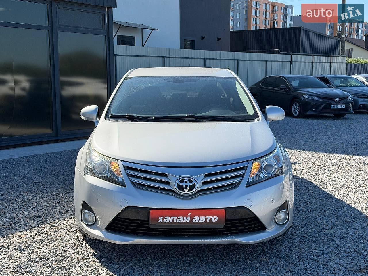 Toyota Avensis 2015 VIN SB1BB76L00E042334 фото оголошення 2 з 20