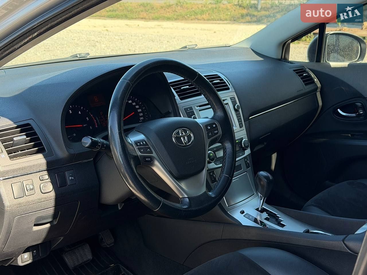 Toyota Avensis 2015 VIN SB1BB76L00E042334 фото оголошення 8 з 20