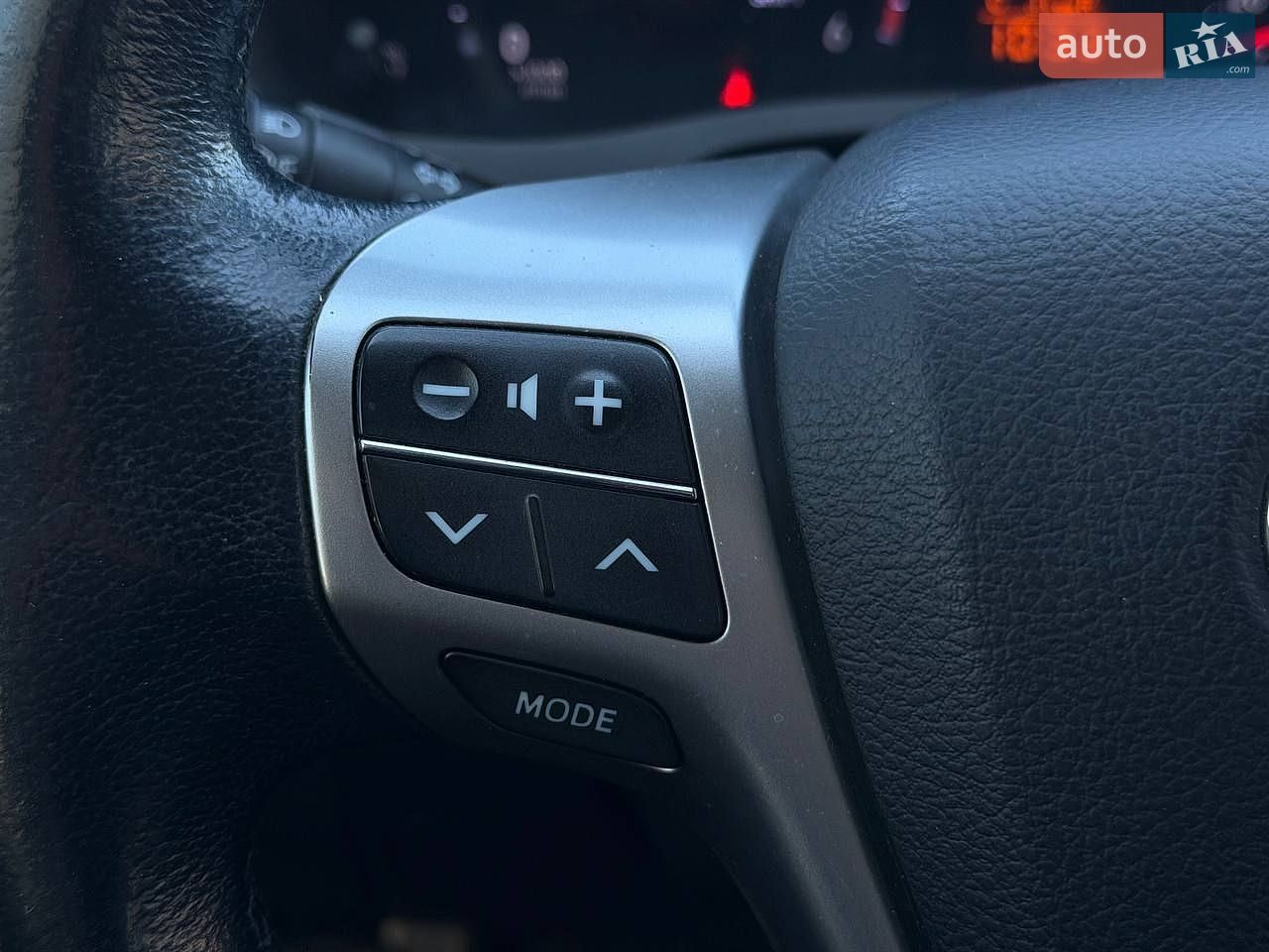 Toyota Avensis 2015 VIN SB1BB76L00E042334 фото оголошення 14 з 20