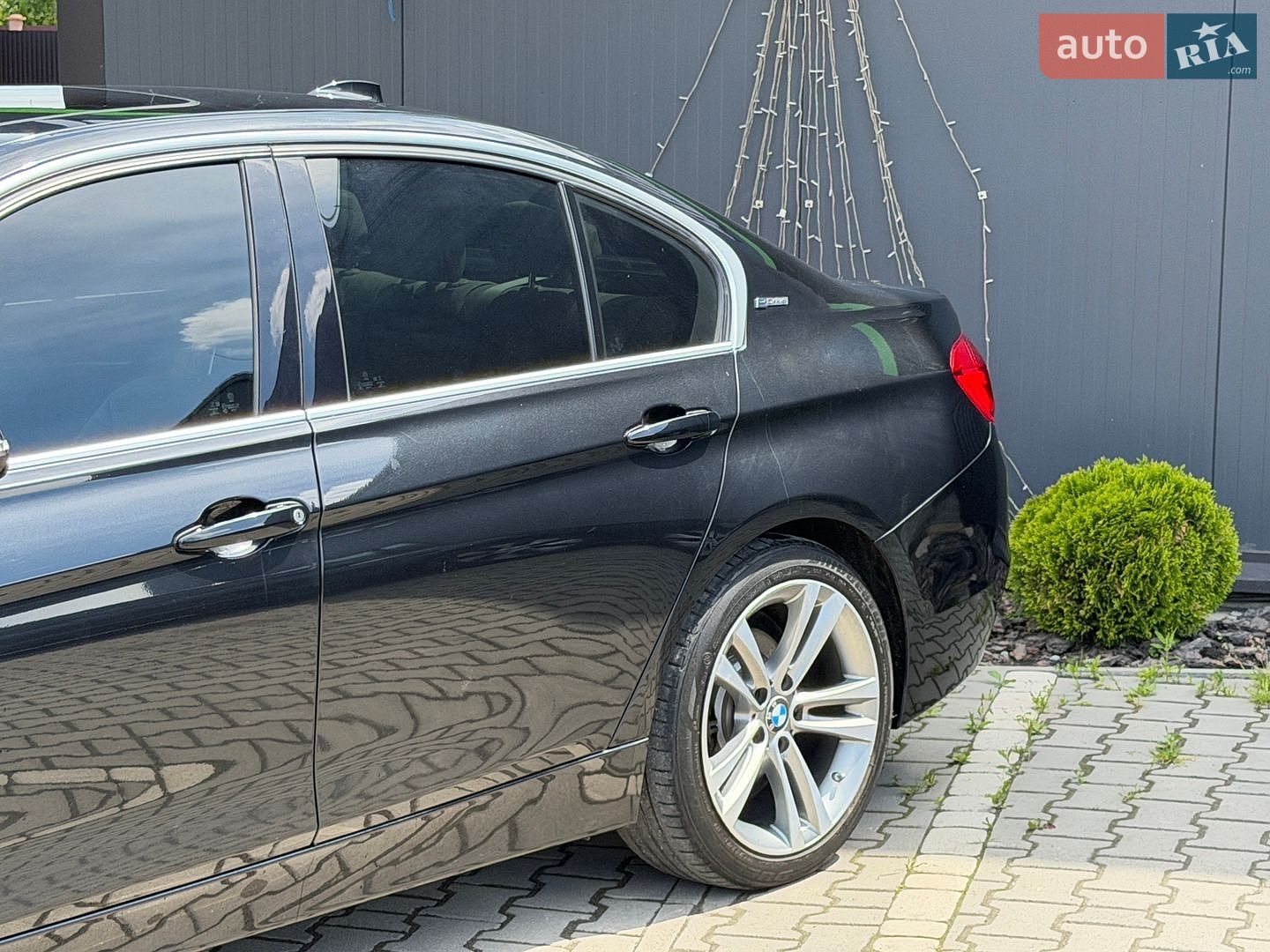 BMW 3 Series 2017 VIN WBA8E1C34HA156514 фото оголошення 9 з 32